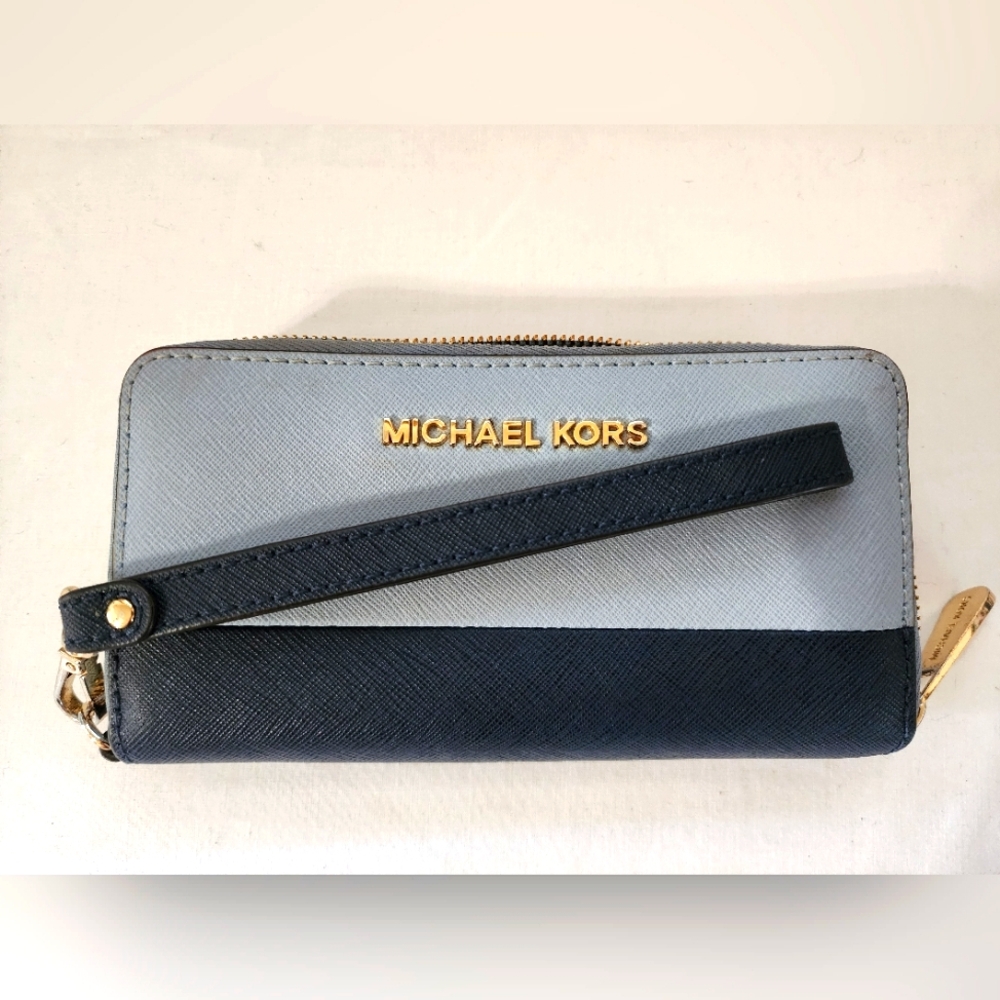 Michael Kors Two-tone Wallet